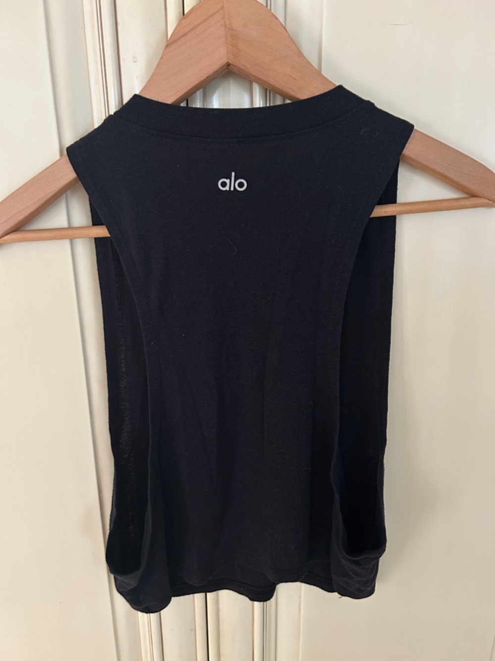 ALO Yoga Black Muscle Tank. Size small
